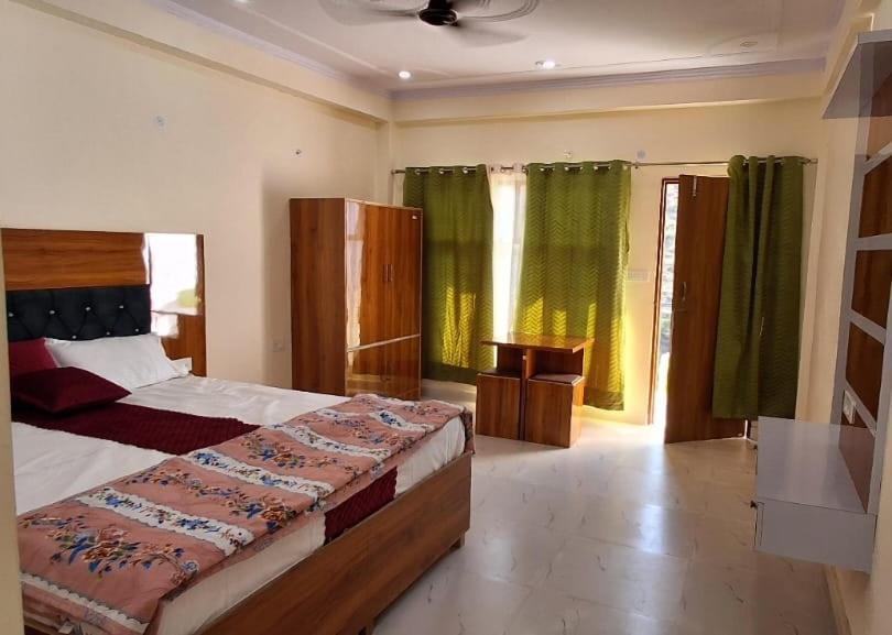 Parvatiya Homestay Mussoorie Buitenkant foto