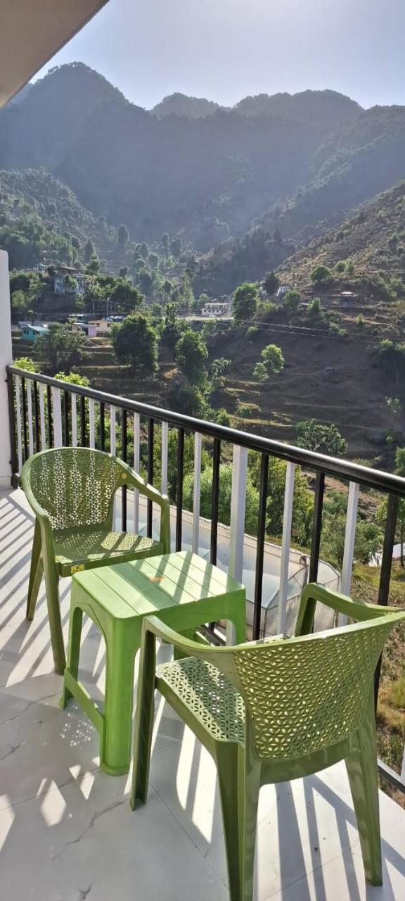 Parvatiya Homestay Mussoorie Buitenkant foto