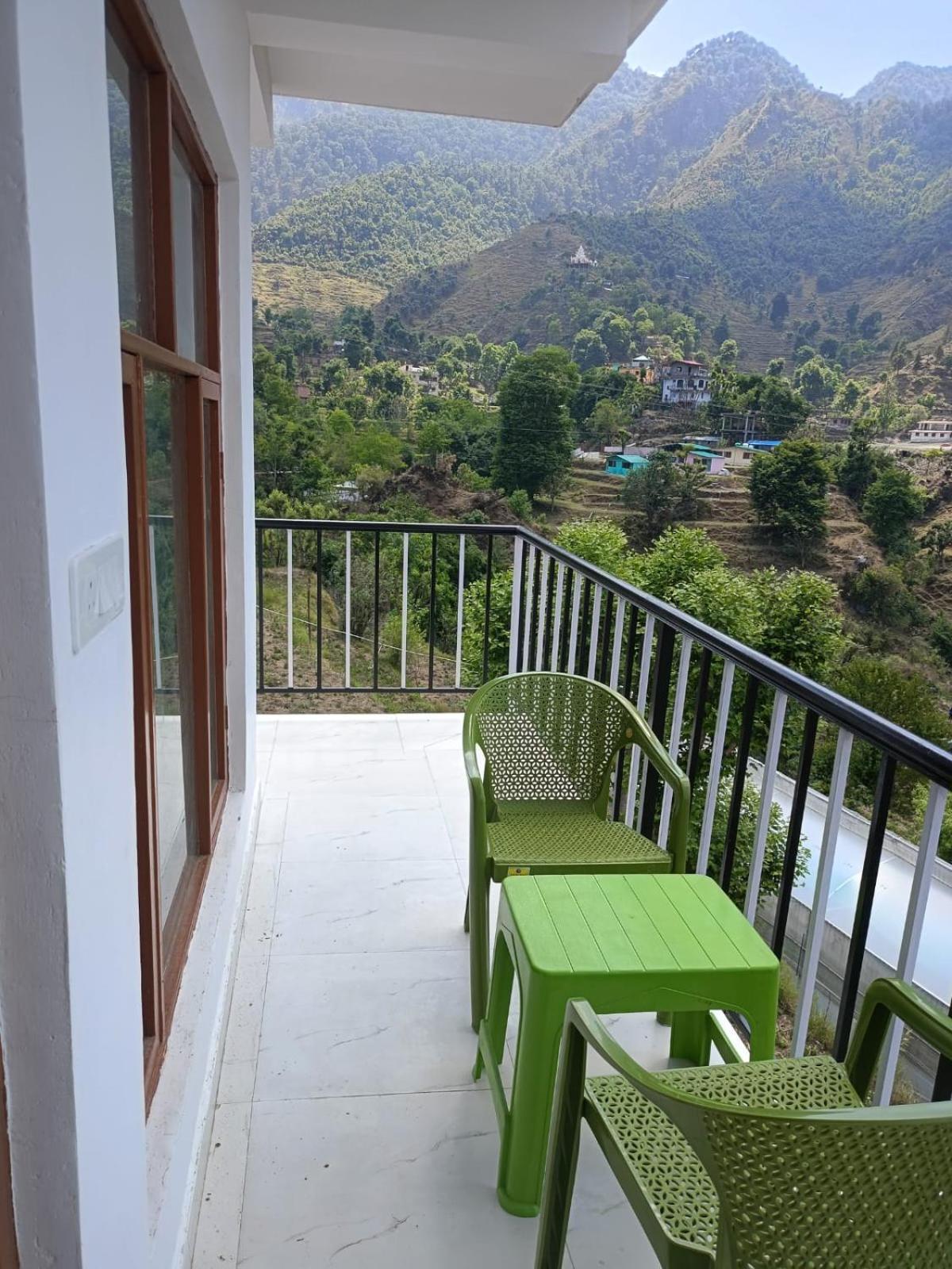 Parvatiya Homestay Mussoorie Buitenkant foto